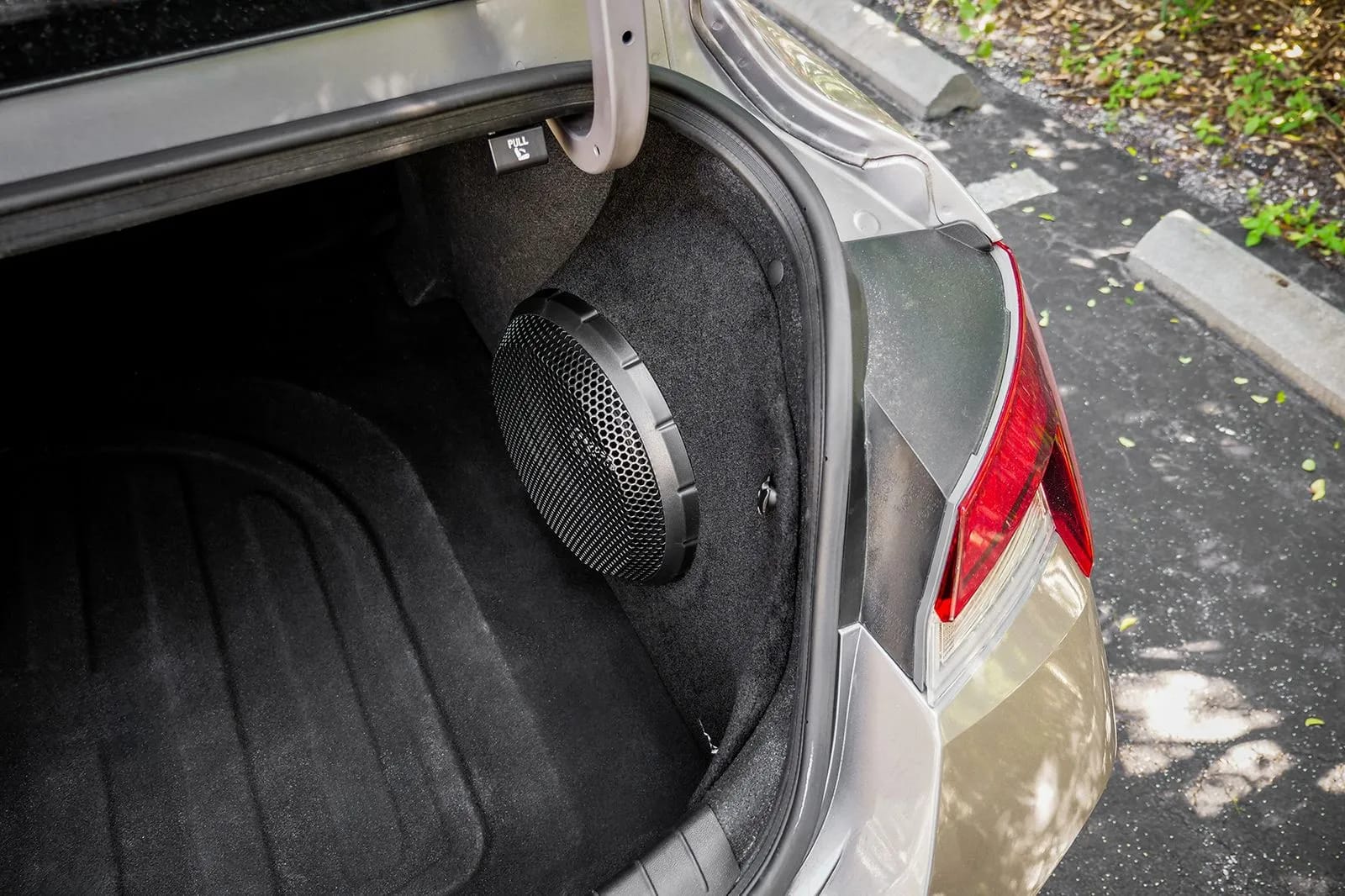 Single 10" 1,000W Max Power Loaded Subwoofer Enclosure Compatible with 2021-2025 Hyundai Elantra Vehicles #12